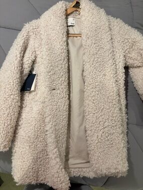Aritiza Jacket NWT